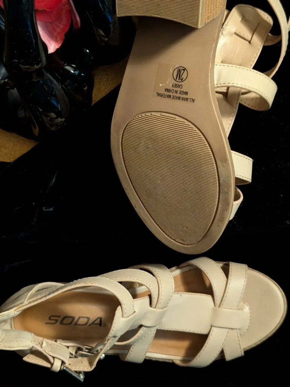 Soda girls sandals